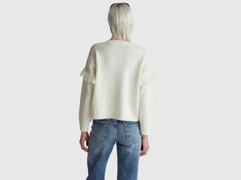 Pullover mit Fransen