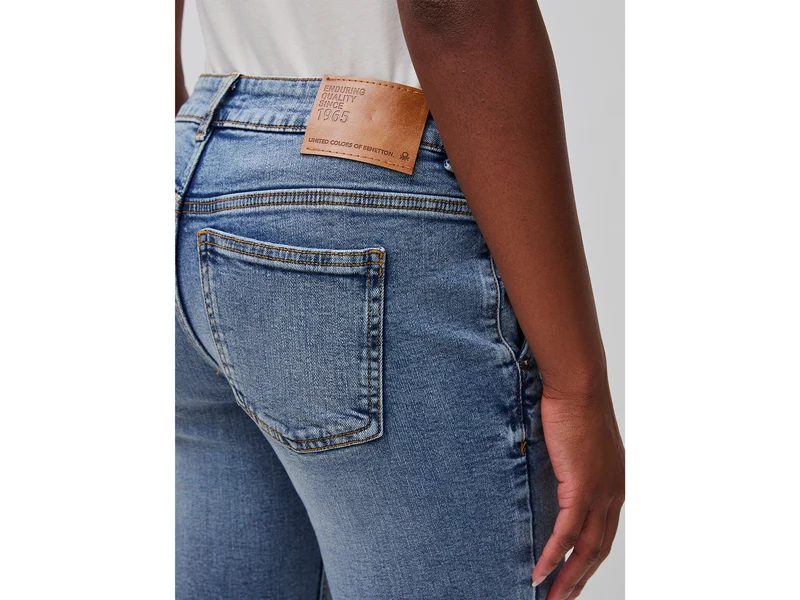Trompetenjeans