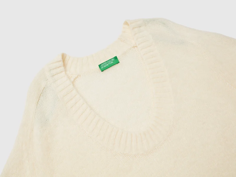 Warmer Pullover aus Mohairmischung