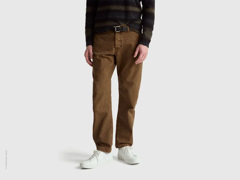 Straight-Fit-Chinos