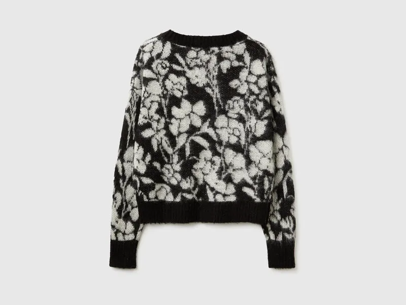 Pullover mit Blumenmuster