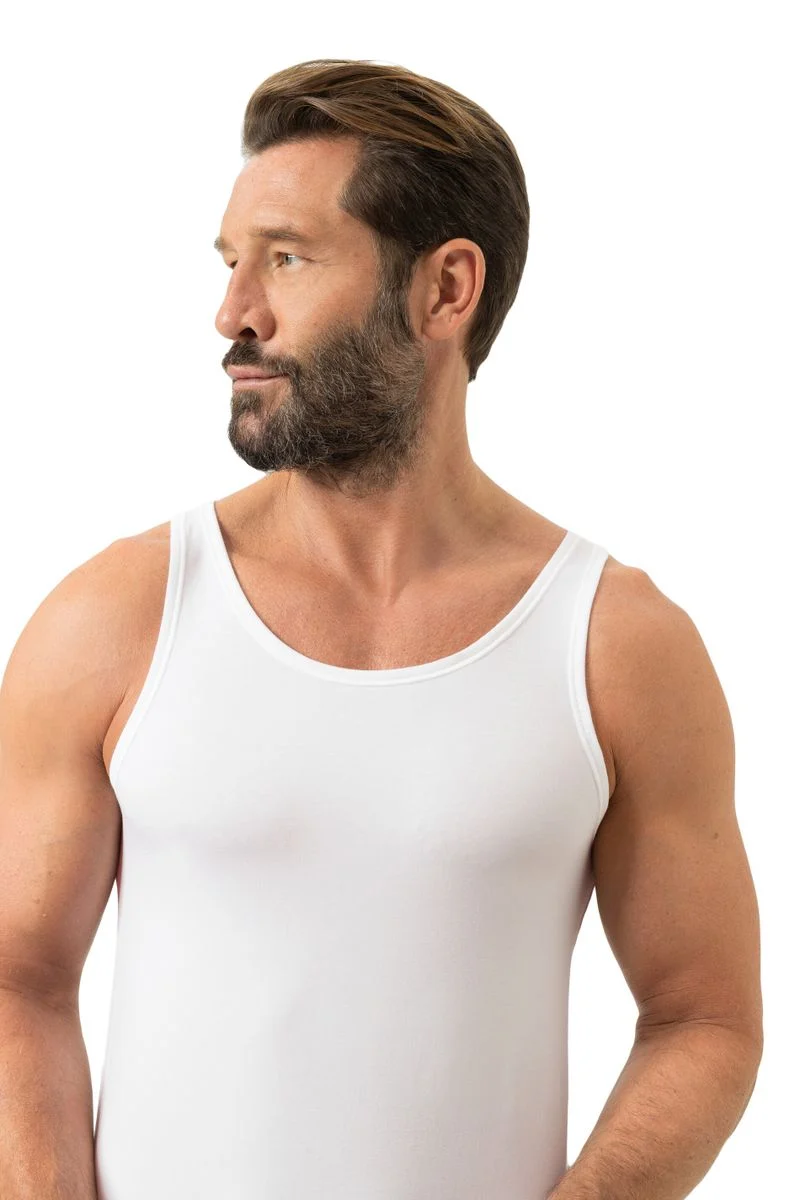 Athletic-Shirt
