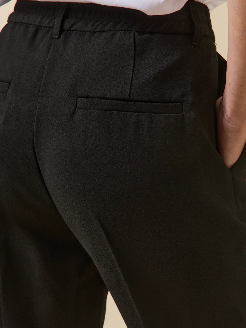 Taillierte Damenhose Eugenie
