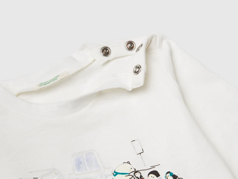 T-Shirt mit geprägtem Aufdruck
