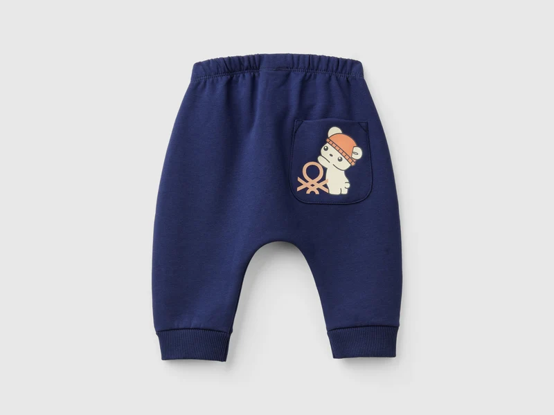Warme Sweatstoffhose mit Täschchen