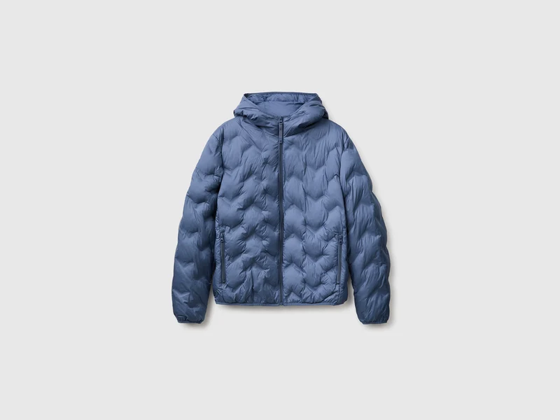 Normal geschnittene, wattierte Daunenjacke