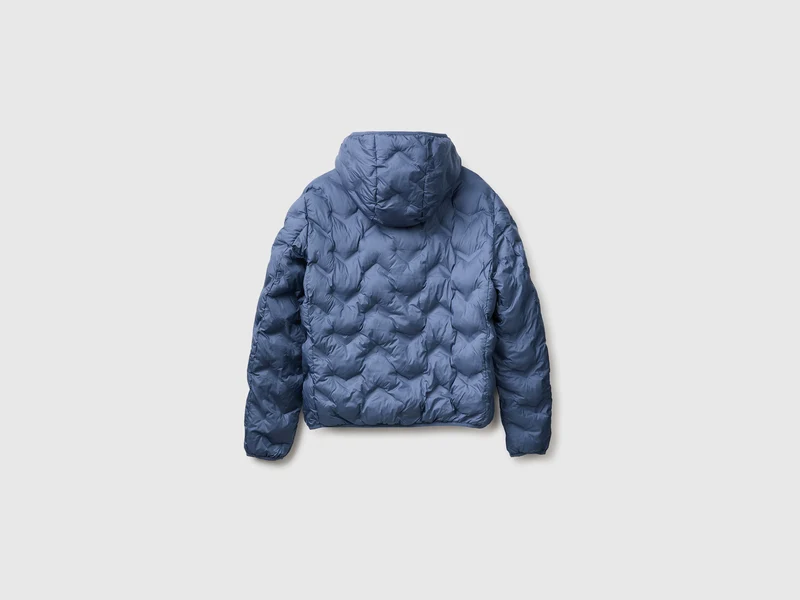 Normal geschnittene, wattierte Daunenjacke