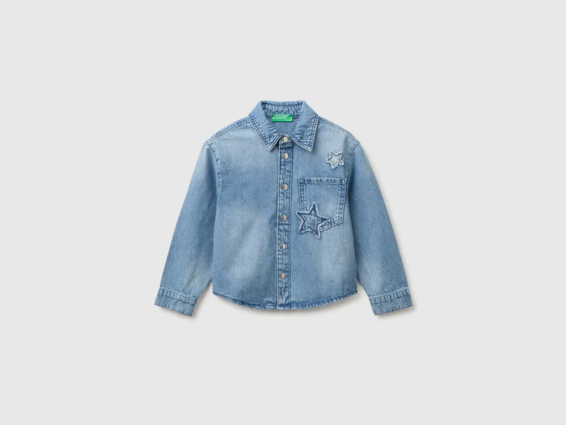 Jeanshemd mit Sternen