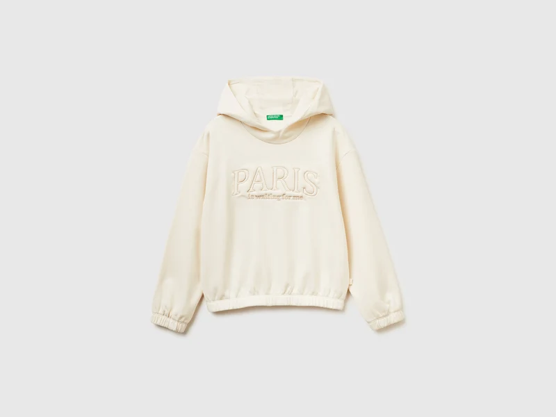 Warmes Sweatshirt mit Stickerei