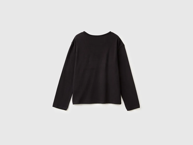 Warmes Baumwoll-T-Shirt mit Pailletten