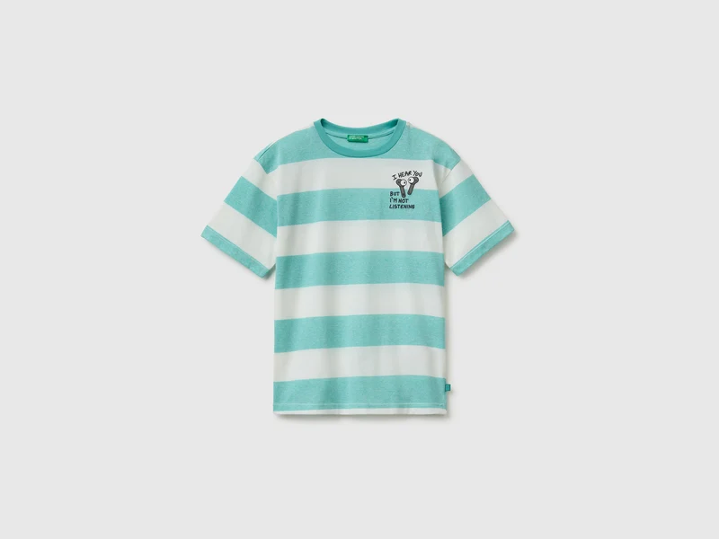 Übergroßes gestreiftes T-Shirt