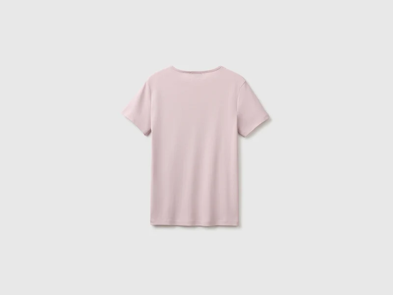 Schmal geschnittenes T-Shirt mit Rundhalsausschnitt