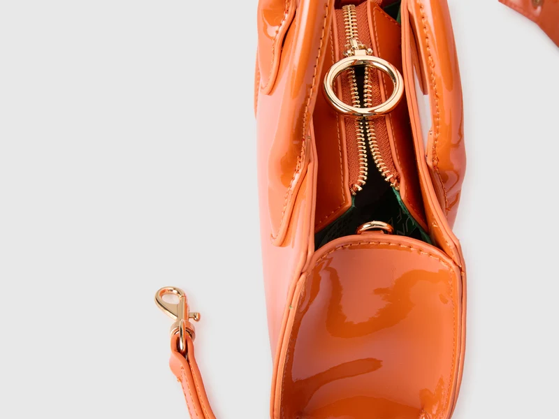 Mini-Lackledertasche