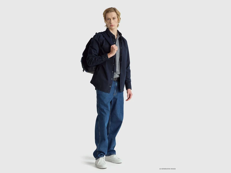 Slim Fit-Hemd aus 100 % Baumwolle
