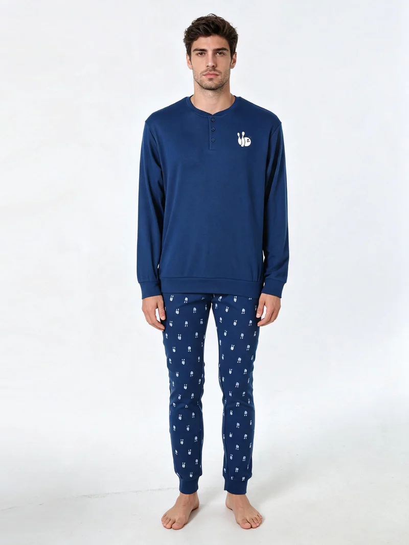 Pigiama lungo da uomo in cotone interlock con pantaloni con stampa birilli - blu