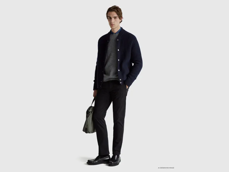 Schwarze Chinos im Slim Fit