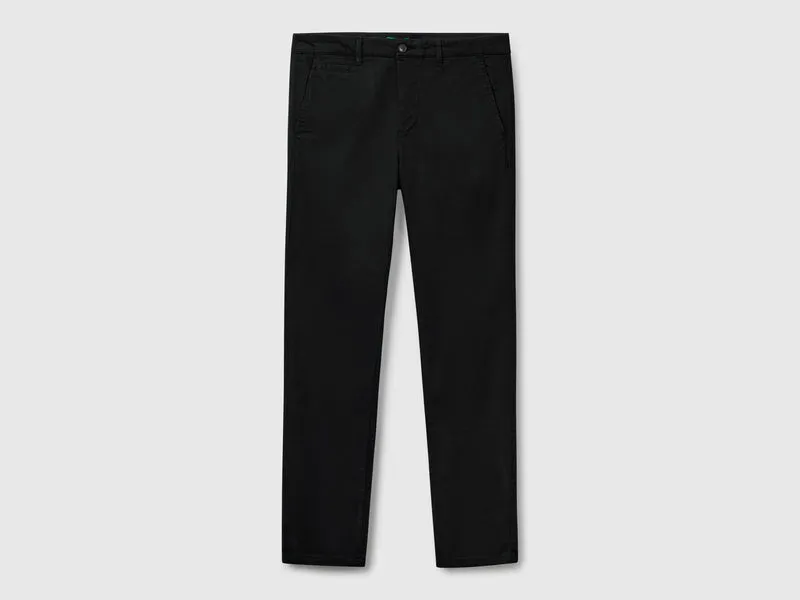 Schwarze Chinos im Slim Fit