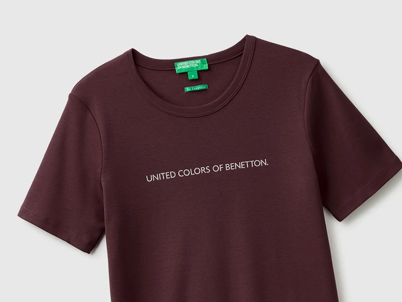 Kurzärmeliges T-Shirt mit Glitzerlogo