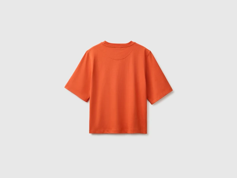Kastenförmig geschnittenes T-Shirt aus 100 % Baumwolle