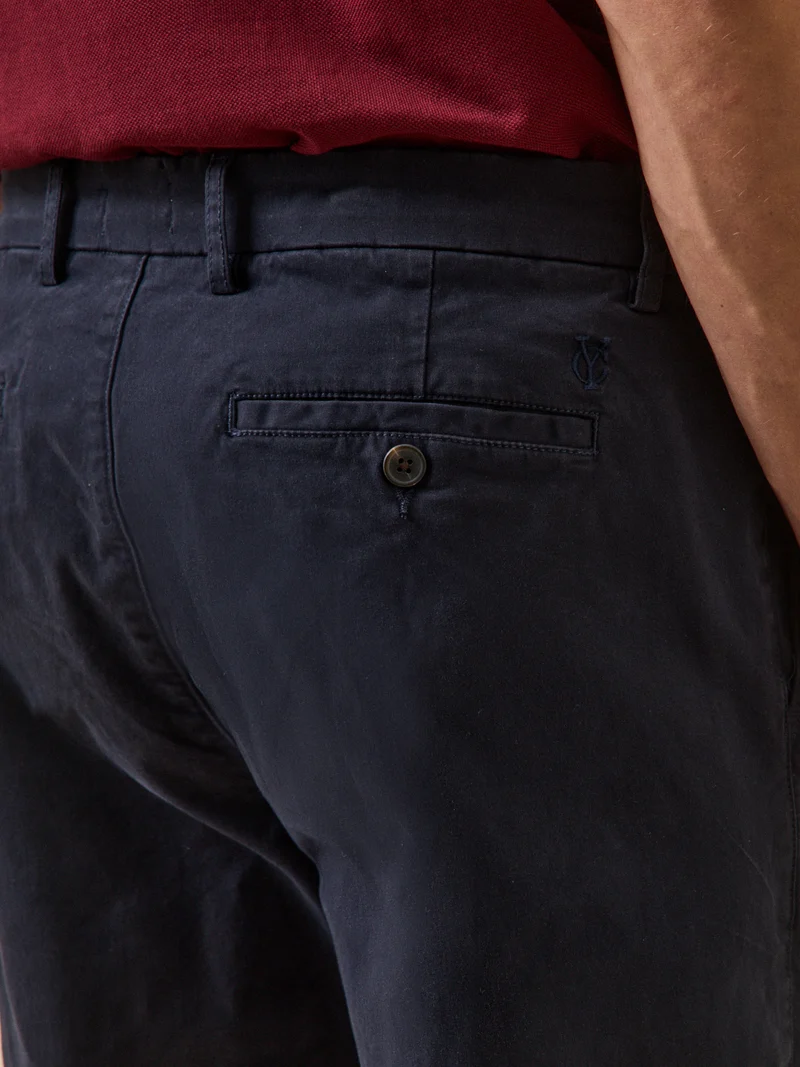 Herren-Chinohose aus Gabardine