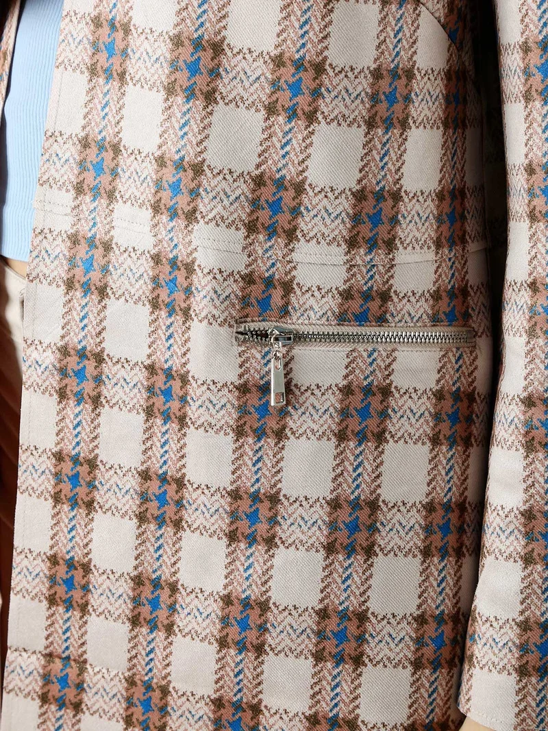 Blazer donna aperto in tessuto scamosciato con stampe a quadri - cammello