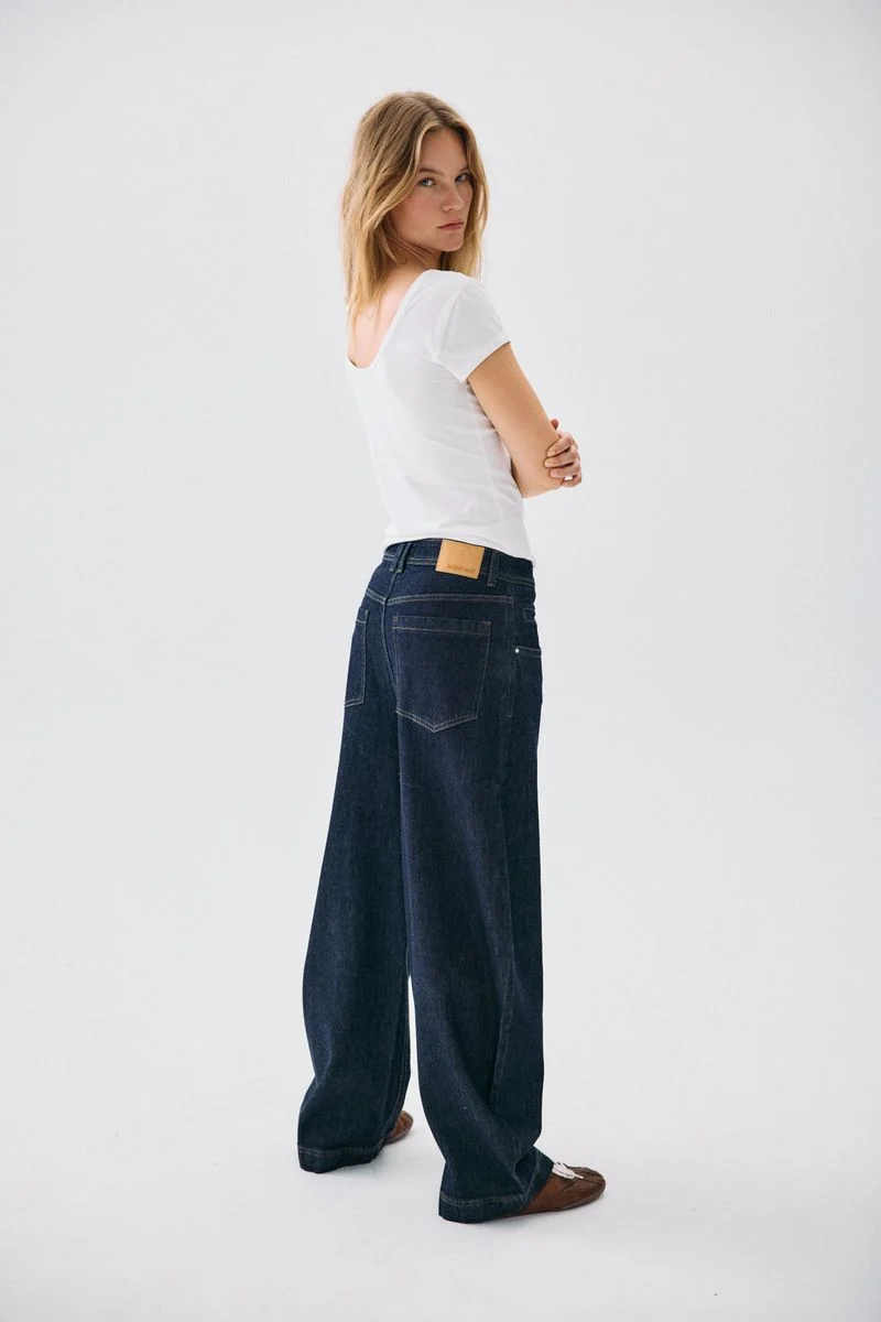 NMNOAH MW BARREL JEANS AZ013DB NOOS