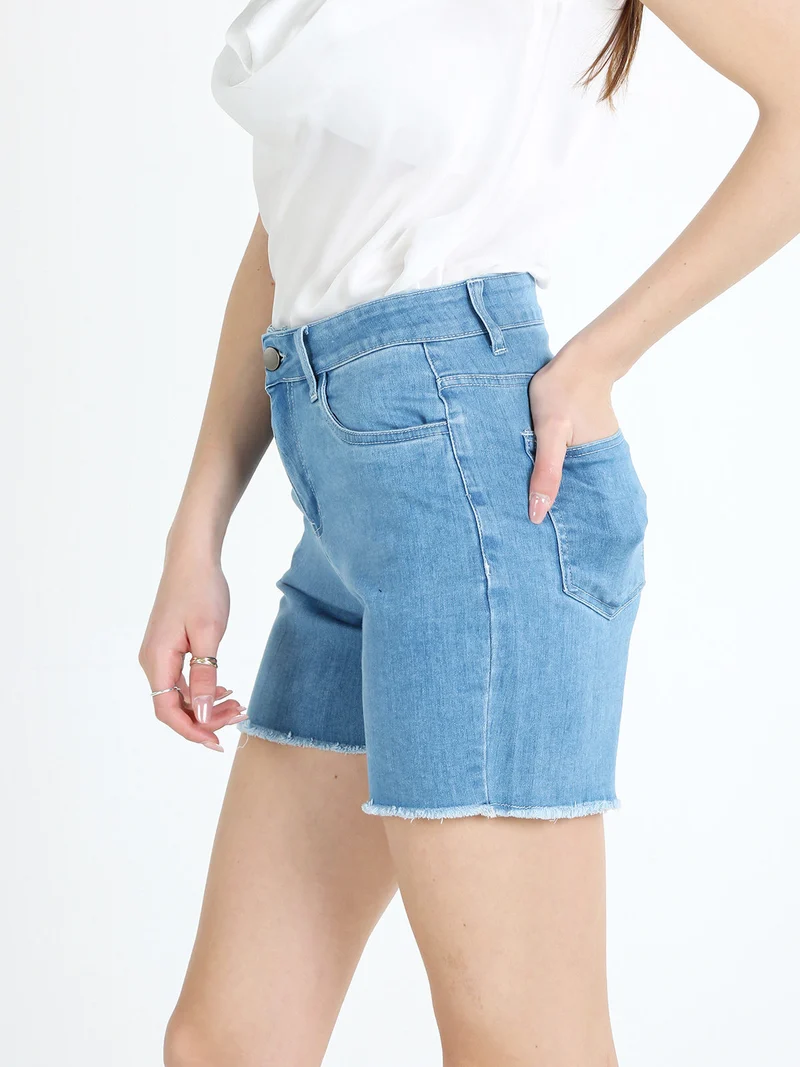 Shorts donna in jeans con finale sfrangiato - jeans