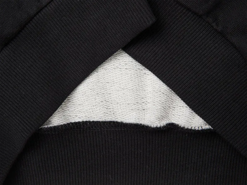 Sweatshirt mit Farbblock-Design und Stickerei