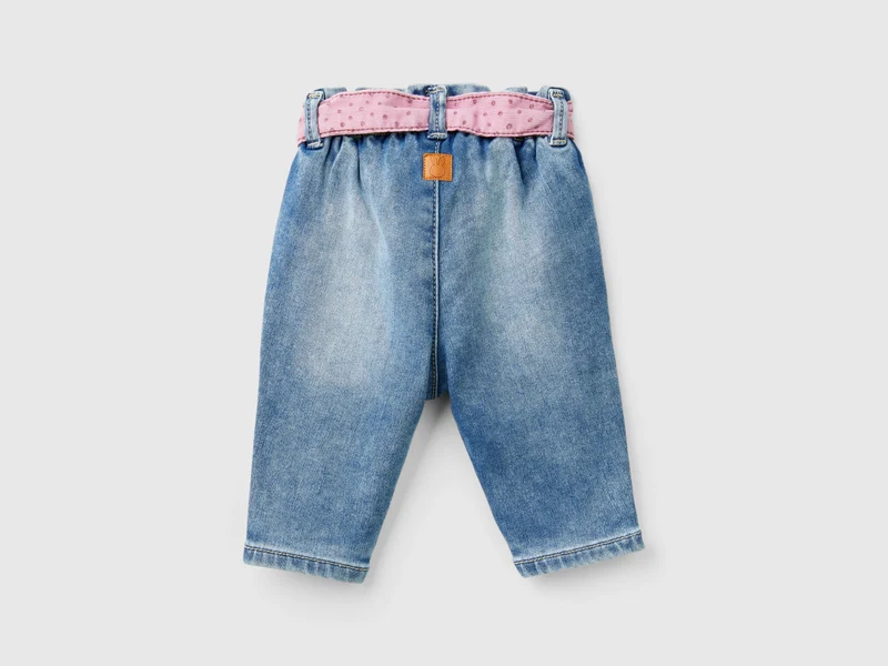 Thermojeans mit Schärpe