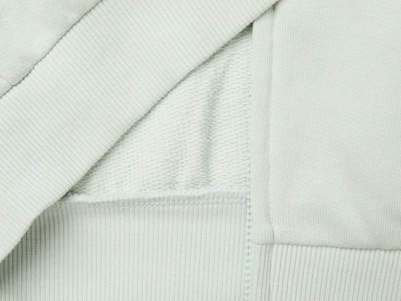 Sweatshirt mit Reißverschluss und Logo