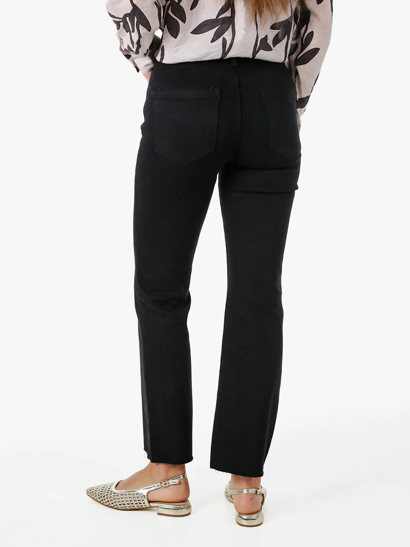 Jeans donna cropped con finale taglio laser - nero