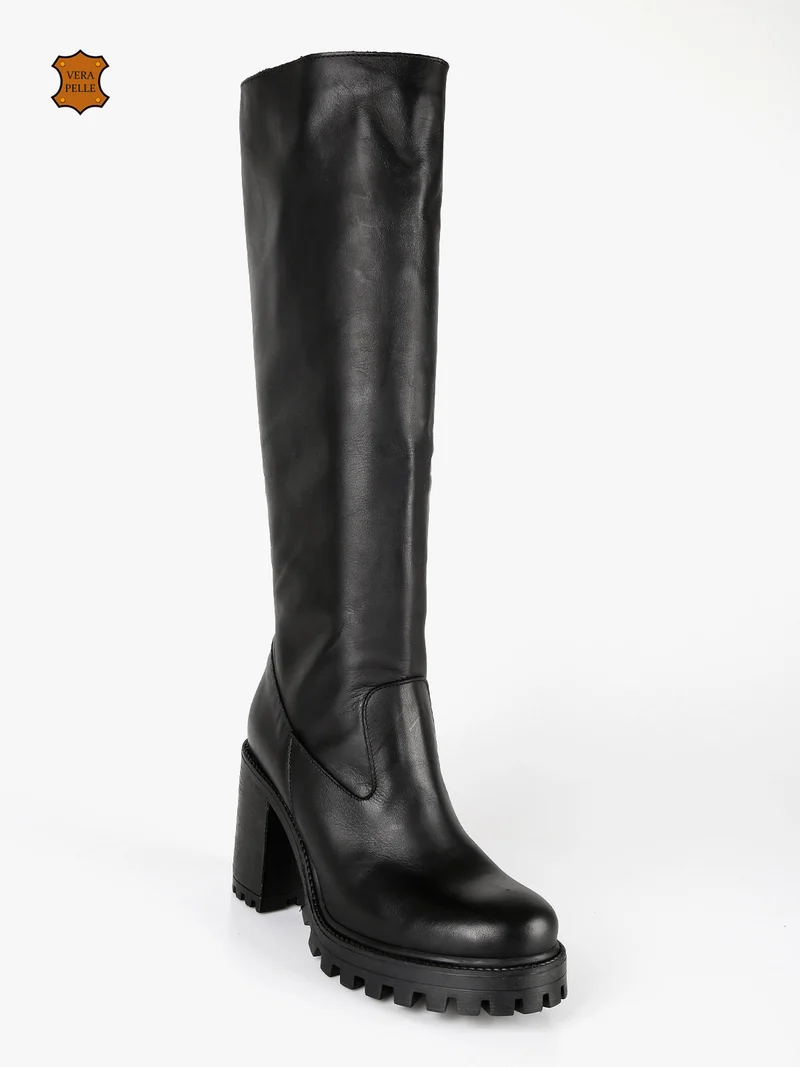 Stivali in pelle donna con tacco - nero