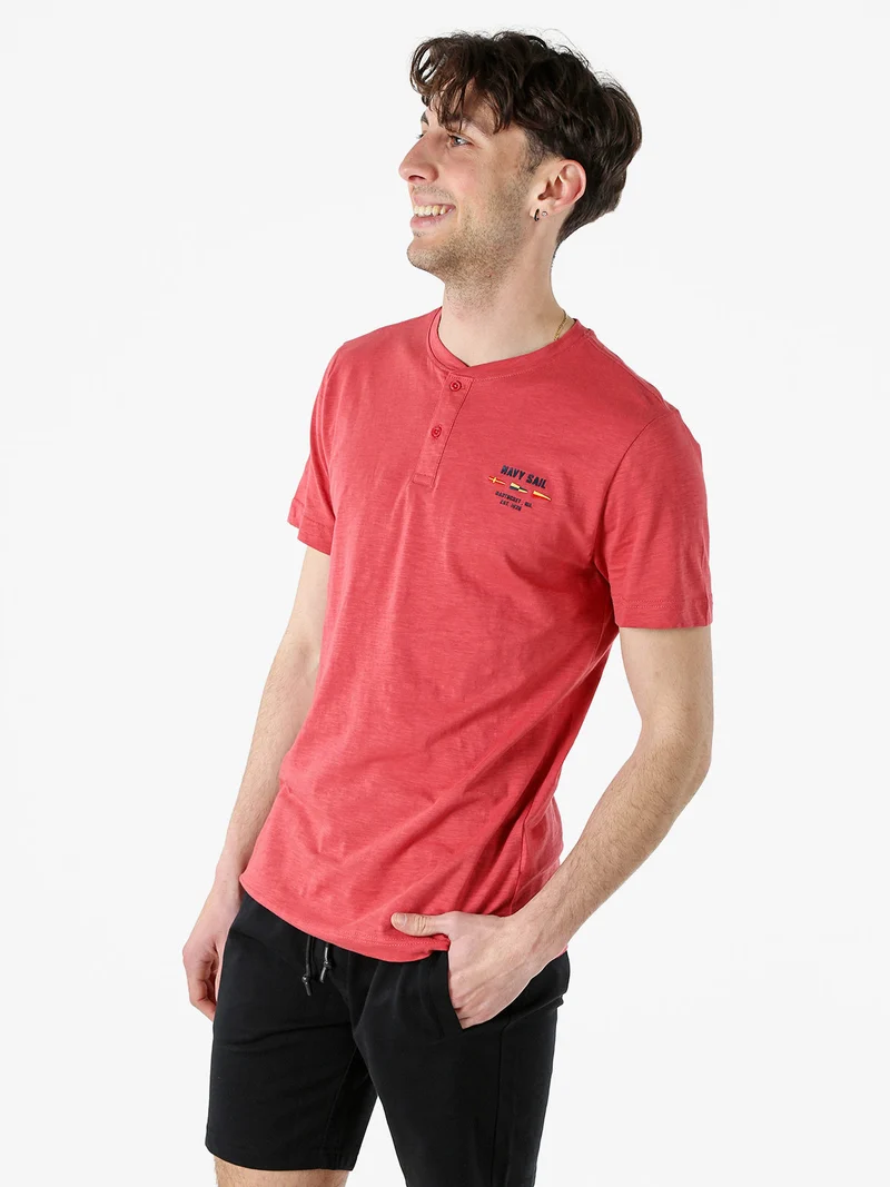 T-shirt da uomo in cotone con bottoni - corallo