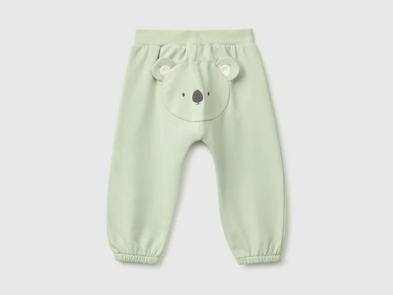 Jogginghose mit Tiermotiv auf der Rückseite
