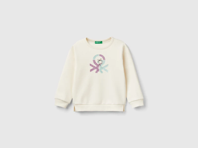 Geschlossenes Sweatshirt mit Glitzerdruck