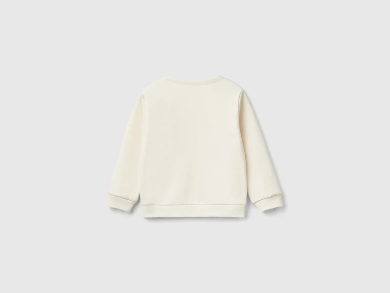 Geschlossenes Sweatshirt mit Glitzerdruck