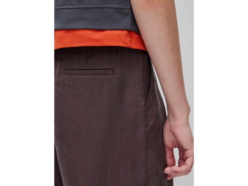 Bermuda-Shorts mit Bundfalten aus 100% Lyocell