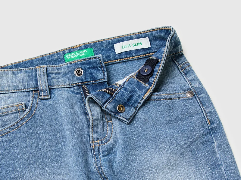Slim-Fit-Jeans