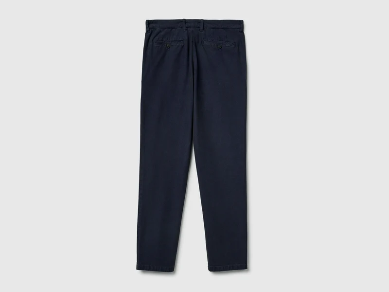 Slim-Fit-Chinos