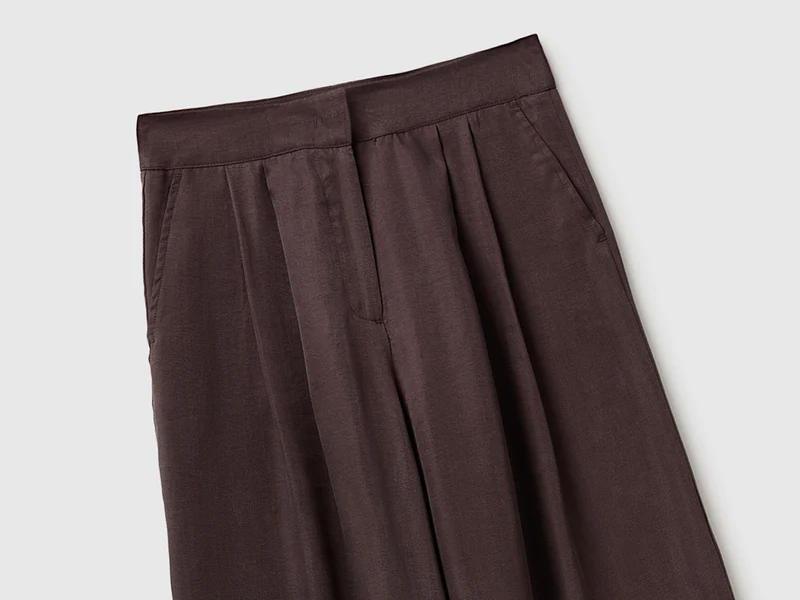 Weite Hose aus 100% Lyocell
