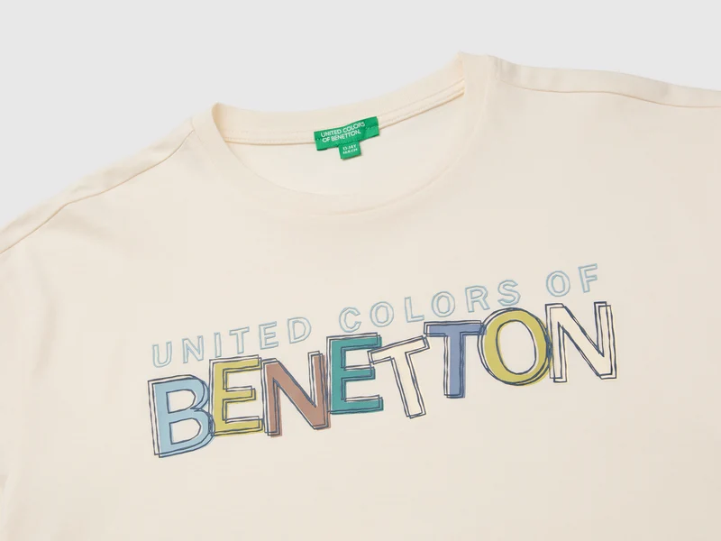 Kurzärmeliges T-Shirt mit Aufdruck