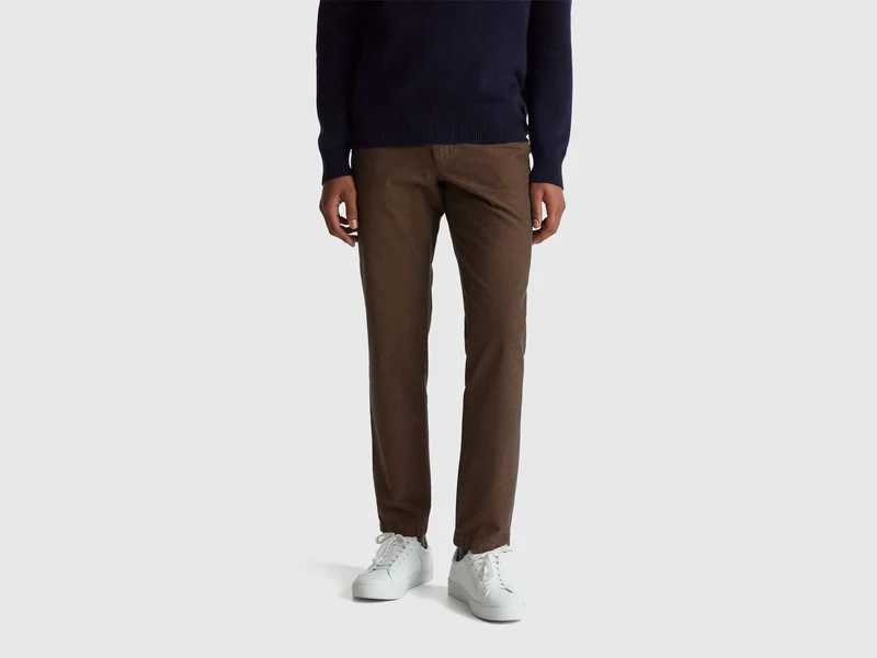 Slim-Fit-Chinos