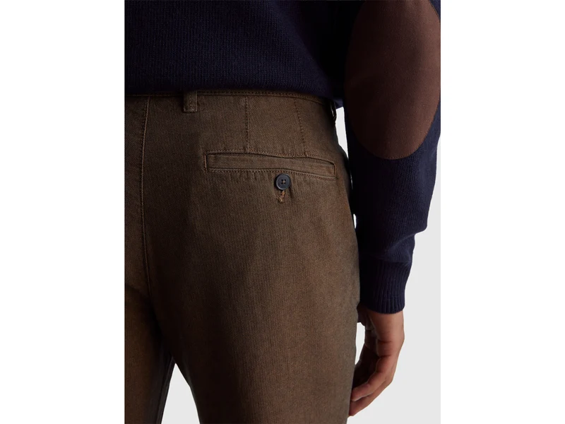 Slim-Fit-Chinos