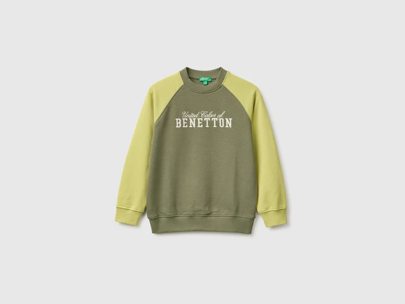 Geschlossenes Sweatshirt aus 100 % Baumwolle