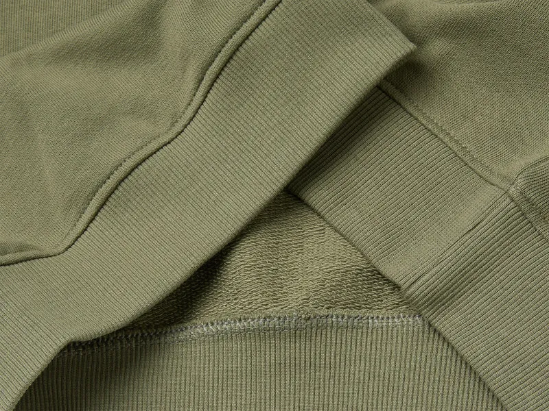 Geschlossenes Sweatshirt aus 100 % Baumwolle