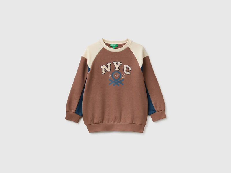 Sweatshirt mit geschlossenem Farbblock