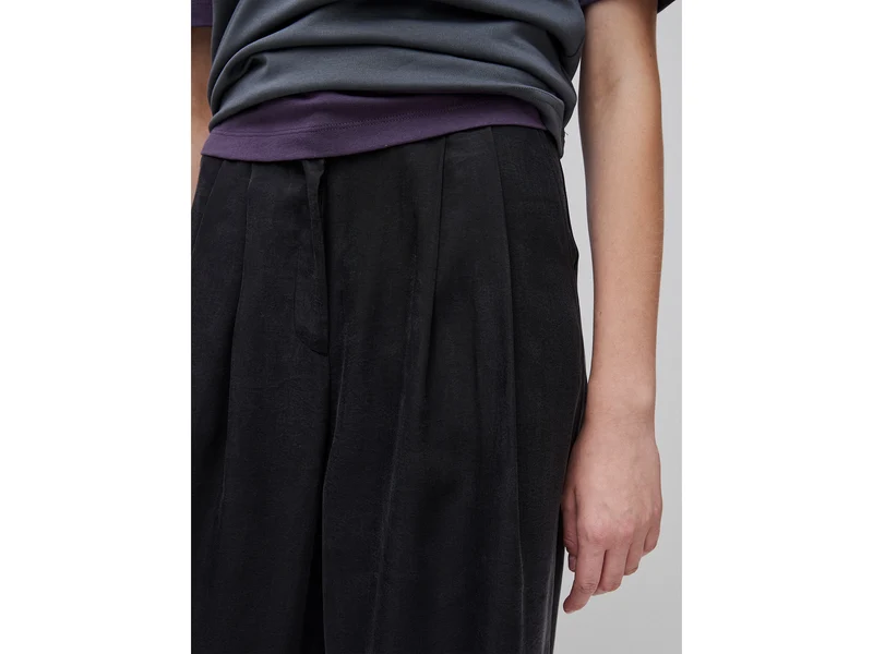 Weite Hose aus 100% Lyocell