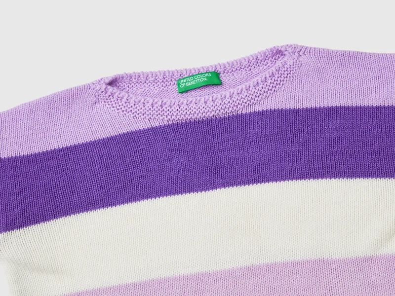 Gestreifter Pulli