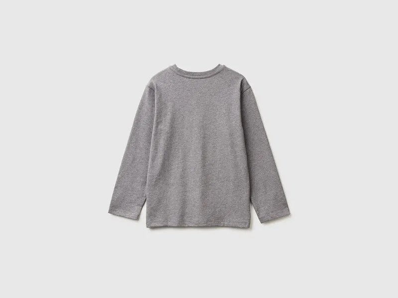 Warmes T-Shirt mit Logo-Print