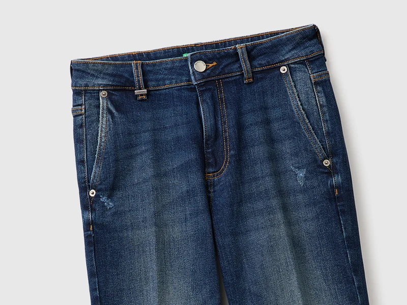 Trompetenjeans